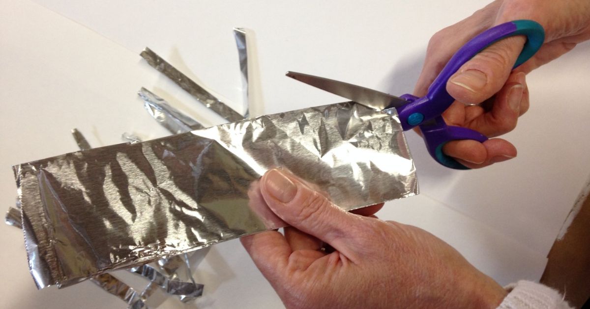 Does Tin Foil Set Off Metal Detectors