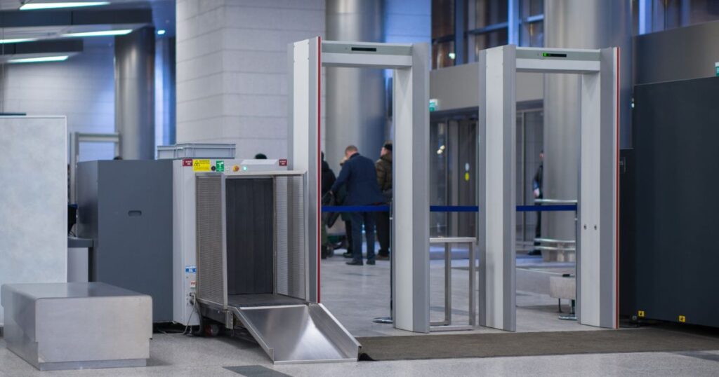 Can Metal Detectors At Airports Detect Disposable Vapes